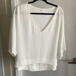 Club Monaco white slightly short cropped top